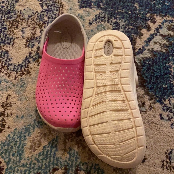 LiteRide by Crocs side 1 - Picture 2 of 2